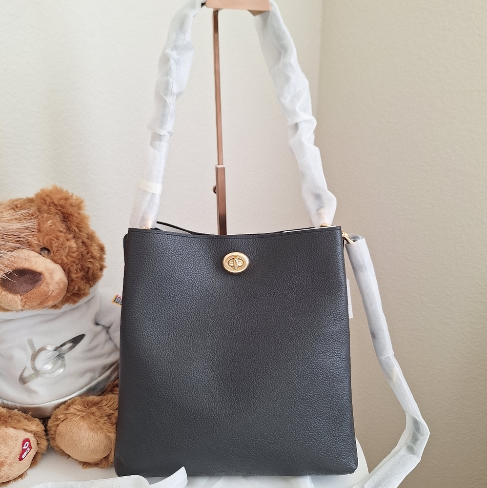 NWT COACH  Charlie Deep Black Polished Pebble Leather